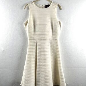 NEW Just Taylor Sleeveless Ivory Stretch Lace Fit & Flare Party Size 6